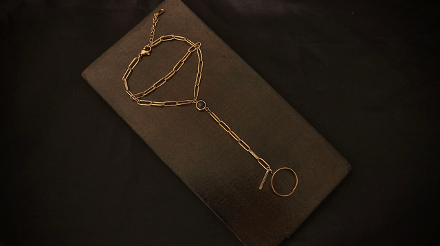 Tether Hand Jewel