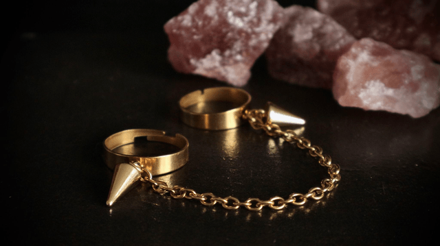 Fatal Bond Rings